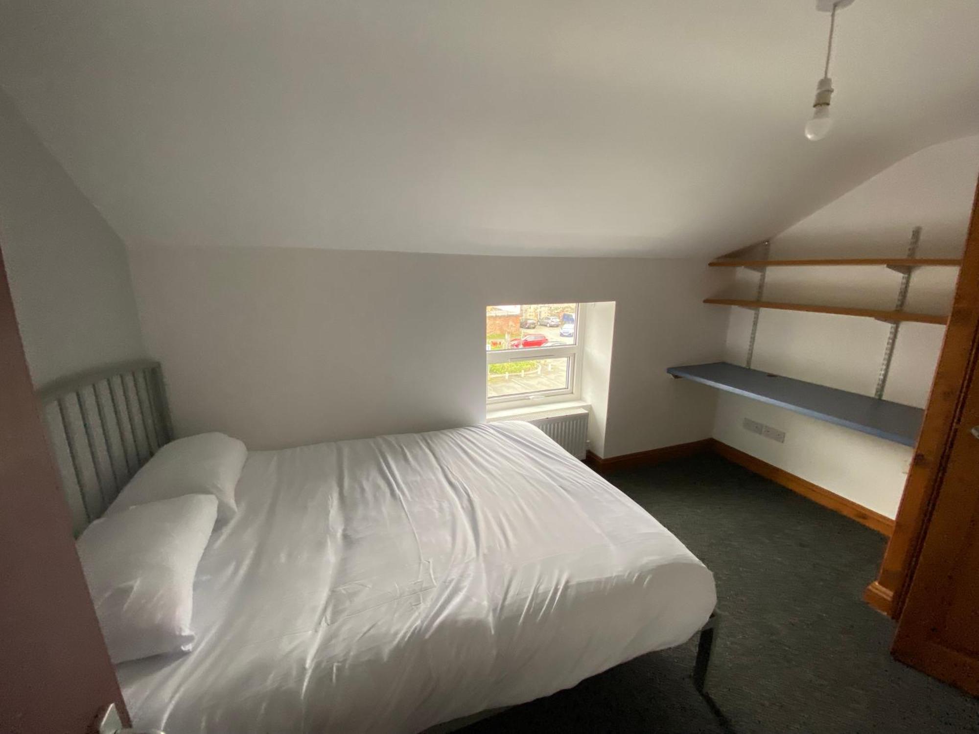 Room In A Shared House Bangor  Exterior photo